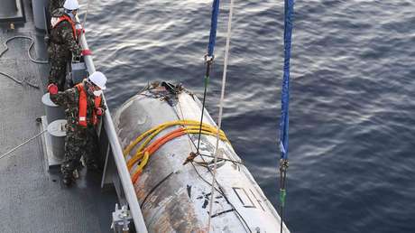 Corea del Sur recupera parte de un cohete espacial norcoreano en el mar Amarillo
