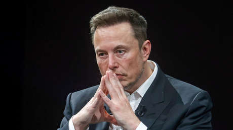 Elon Musk rompe el silencio sobre el submarino desaparecido que supuestamente usaba Internet Starlink