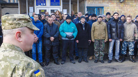 Emiten orden de movilización de reservistas en un distrito de Kiev
