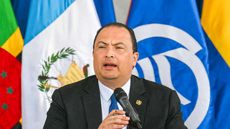 "Las elecciones serán transparentes": canciller de Guatemala defiende comicios cargados de denuncias