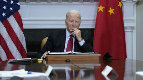 Biden dice que China tiene "problemas colosales" y Pekín responde