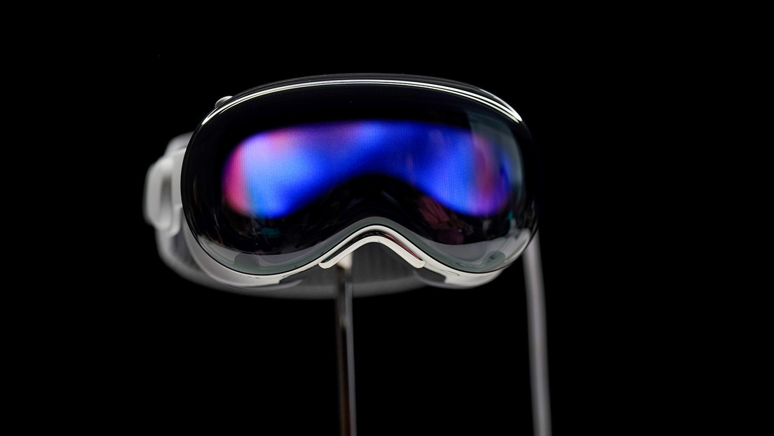 Reportan que Apple recorta la producción de sus nuevas gafas de realidad mixta Vision Pro