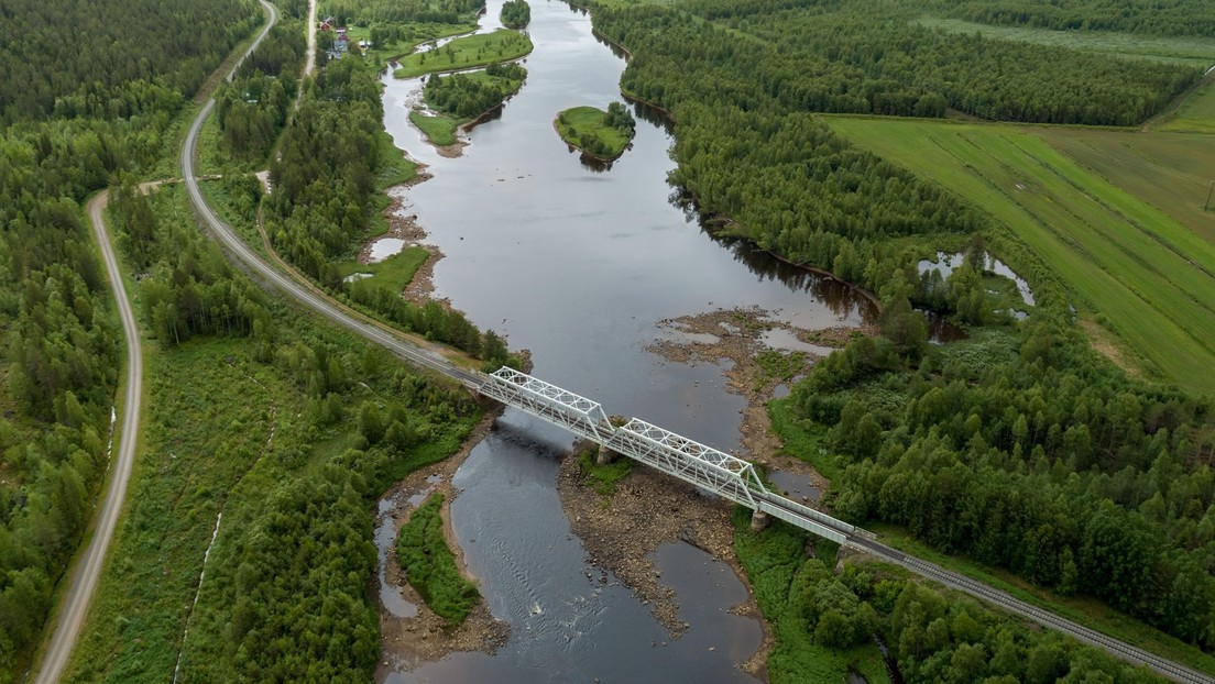 Finlandia moderniza una vía férrea que facilitaría la logística de la OTAN hacia la frontera rusa