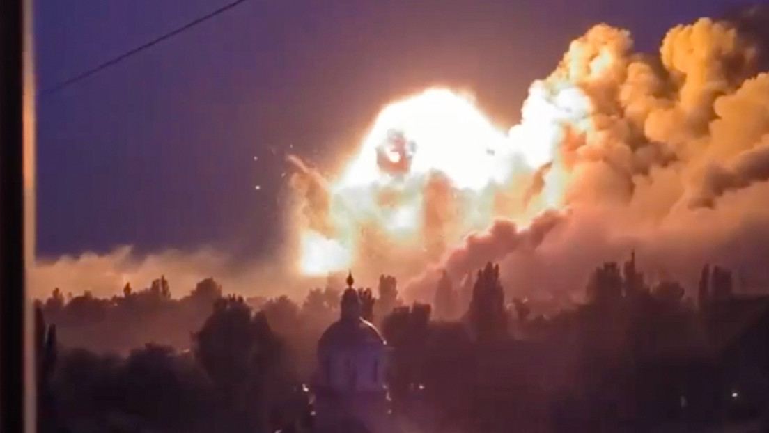 Ucrania bombardea dos ciudades en la República Popular de Donetsk (VIDEOS, FOTOS)