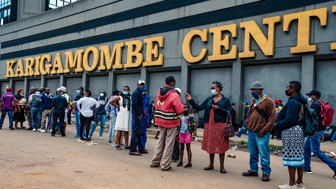 Zimbabue vive un repunte bursátil insólito del 800 %: ¿cómo puede ser?