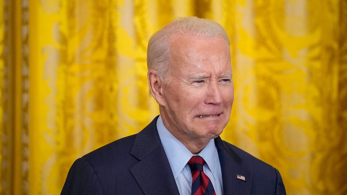 "Terrible error": Demócratas arremeten contra Biden por la entrega de bombas de racimo a Ucrania