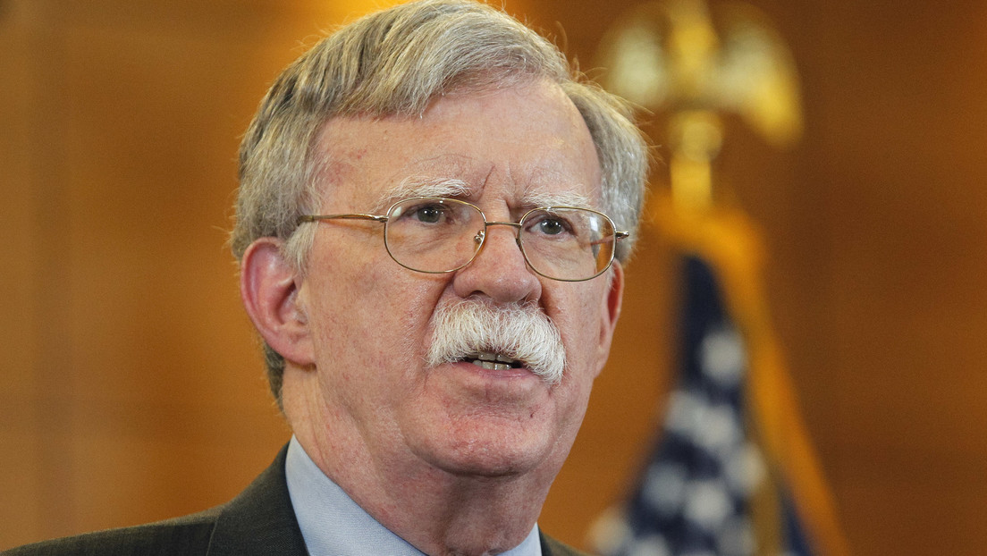 John Bolton califica de 