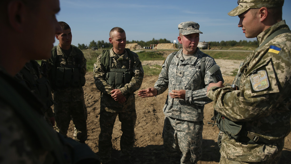 Stoltenberg admite que la OTAN presta asistencia militar a Ucrania desde 2014