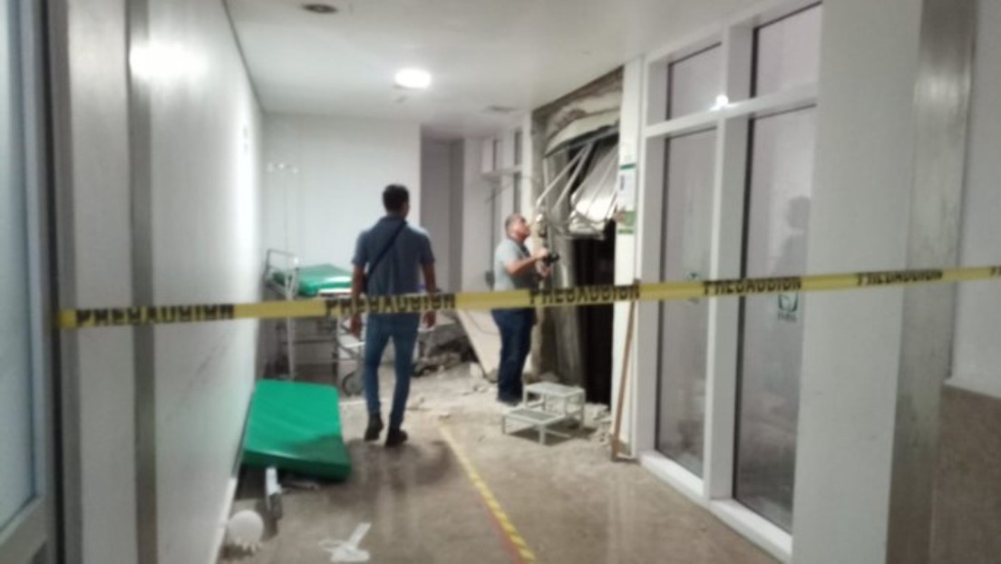 Una niña muere prensada en un ascensor de un hospital público de México donde era atendida