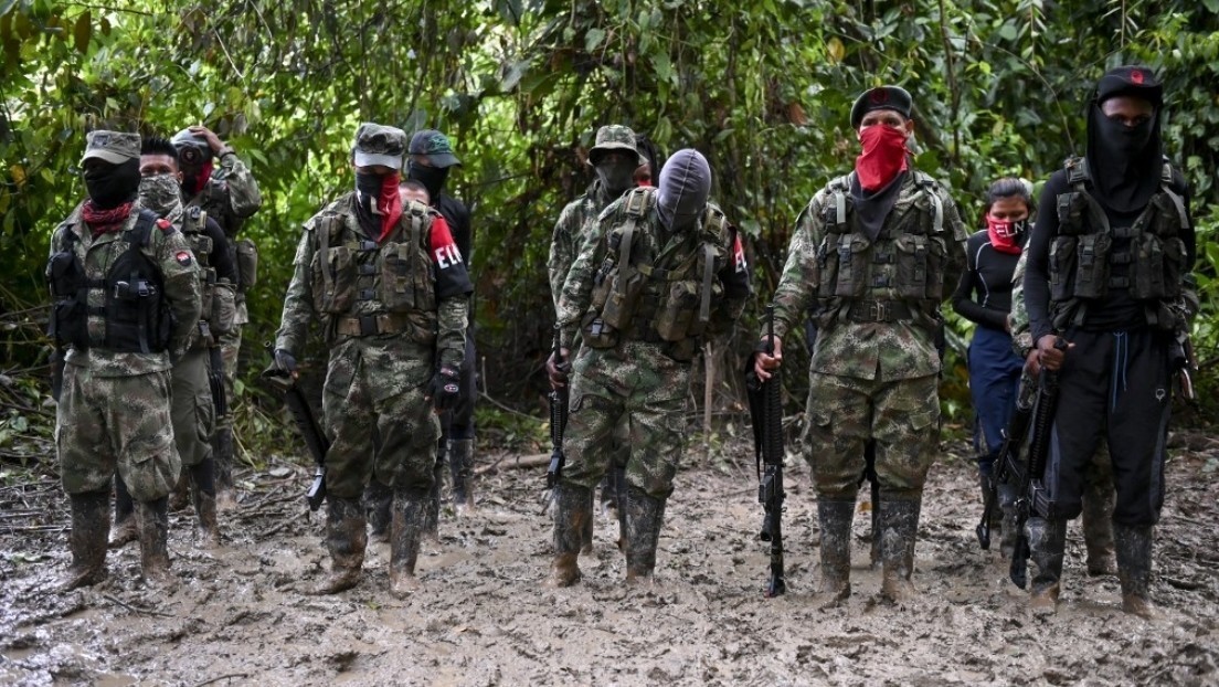 "Una bomba de tiempo": un gobernador colombiano advierte de posibles choques entre el ELN y el Clan del Golfo