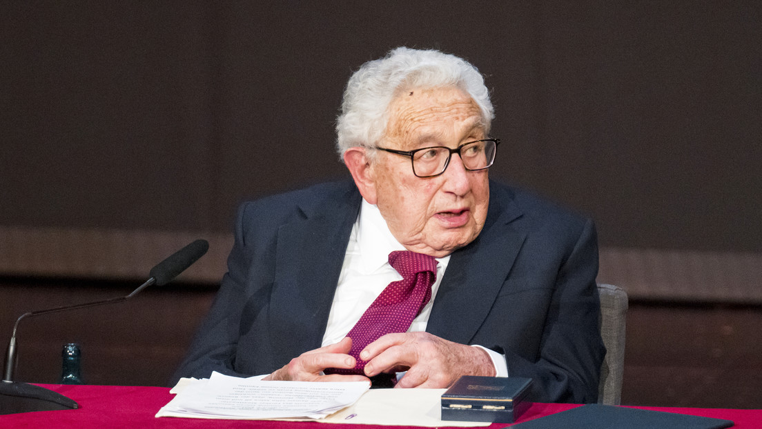 ¿De qué habló Kissinger con el ministro de Defensa chino en su visita sorpresa a Pekín?
