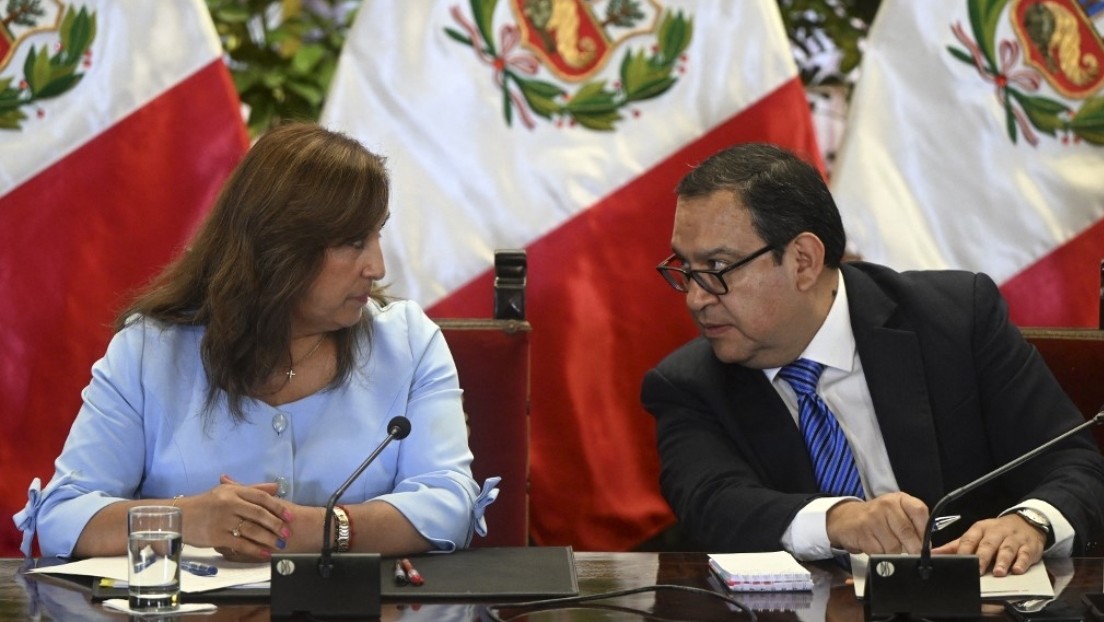 Congresista denuncia a Boluarte por "usurpación de función pública" en Perú