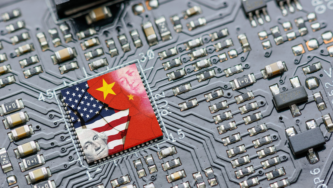 Compañías y funcionarios estadounidenses discuten nuevas restricciones a la venta de chips a China