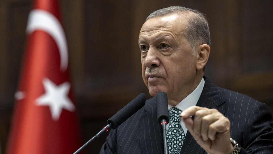 Erdogan insta a Occidente a cumplir con las demandas rusas del acuerdo de granos