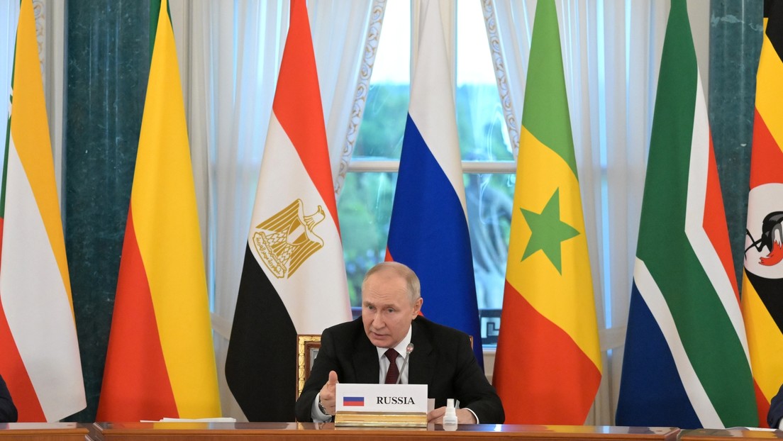 Rusia busca establecer una "agenda de cooperación no discriminatoria" con África