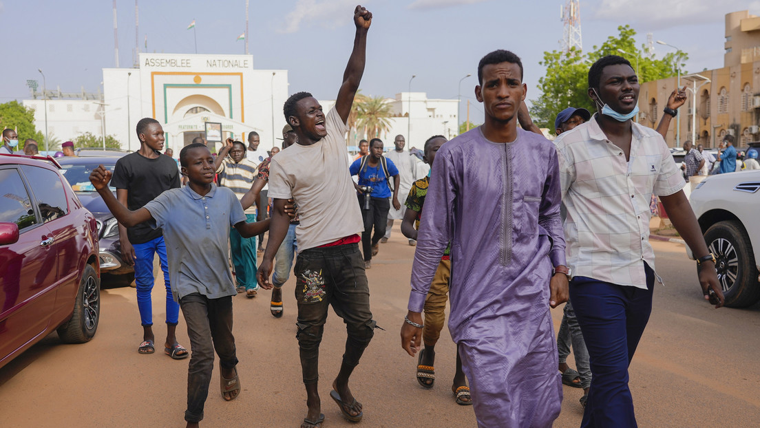 Francia desmiente que haya planteado una intervención militar en Níger