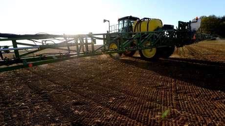 La UE afirma que el glifosato es seguro para la agricultura y genera polémica entre los ecologistas