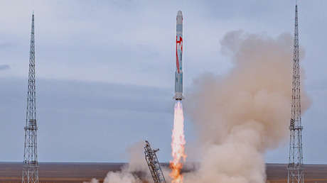China se adelanta a EE.UU. y lanza el primer cohete propulsado por metano del mundo