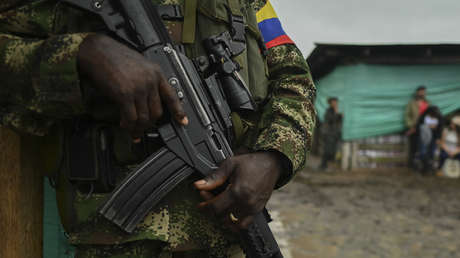 Mueren al menos dos militares colombianos en enfrentamientos con disidencias de las FARC