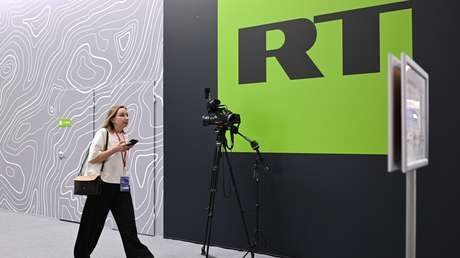 Putin: Cierran RT en Occidente y le ponen obstáculos porque tienen miedo a la verdad