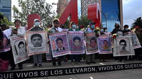 Grupo de expertos del caso Ayotzinapa denuncia mentiras y contradicciones en la investigación