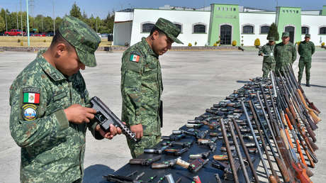 EE.UU. investiga y "juzgará" empresas que venden armas a México