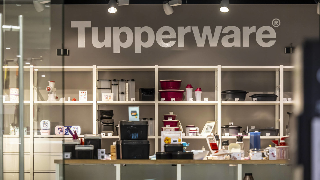 Tupperware bate su récord mensual con el alza del 450 % de sus acciones meme