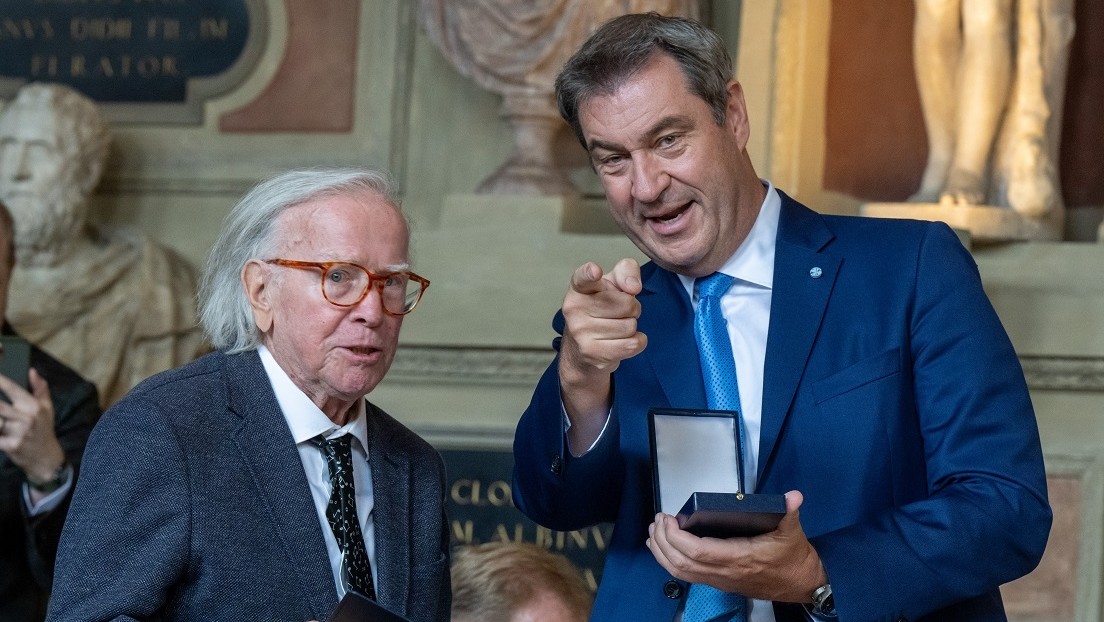 El líder de Baviera multiplica por 20 el gasto presupuestario en fotógrafos