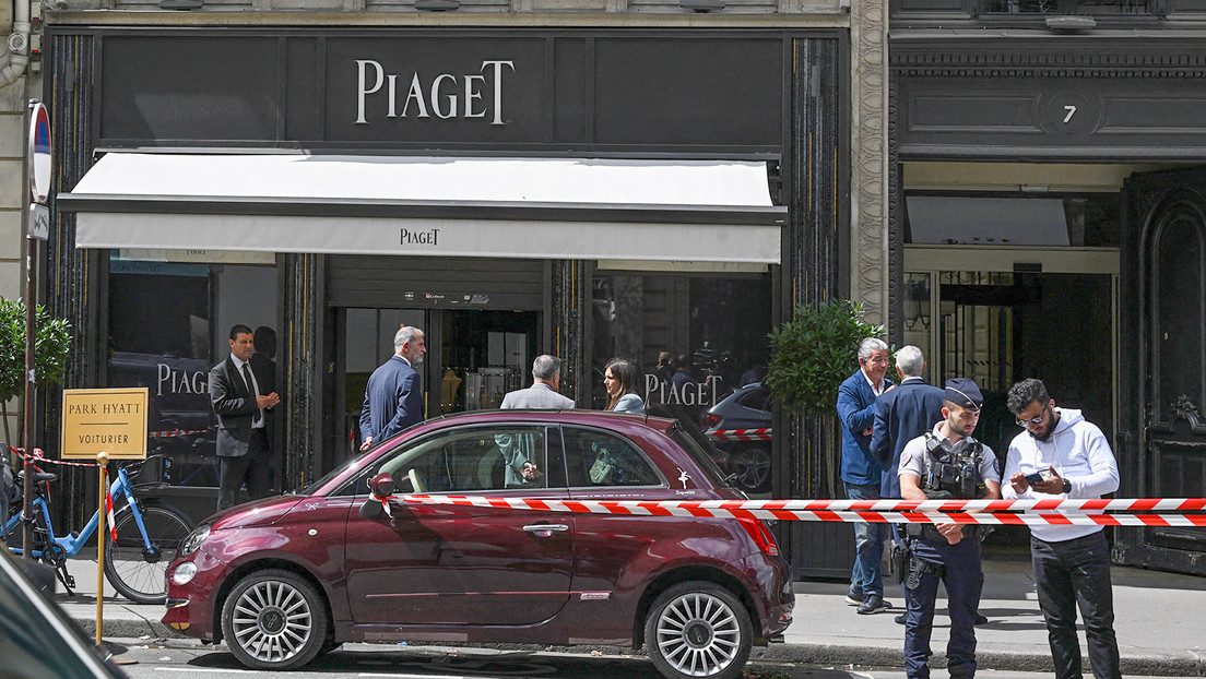 Atracan en pleno día una tienda Piaget en París y se llevan más de 11 millones de dólares en joyas