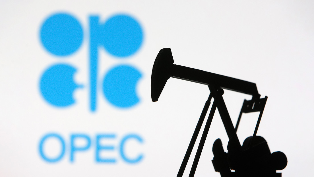 Bloomberg: La producción de petróleo de la OPEP registra su nivel más bajo desde 2020