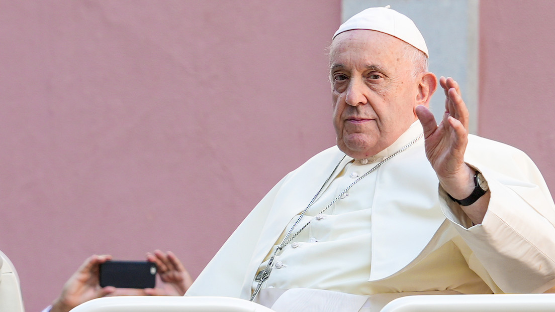 El papa Francisco aborda el aborto y la eutanasia con jóvenes en Portugal