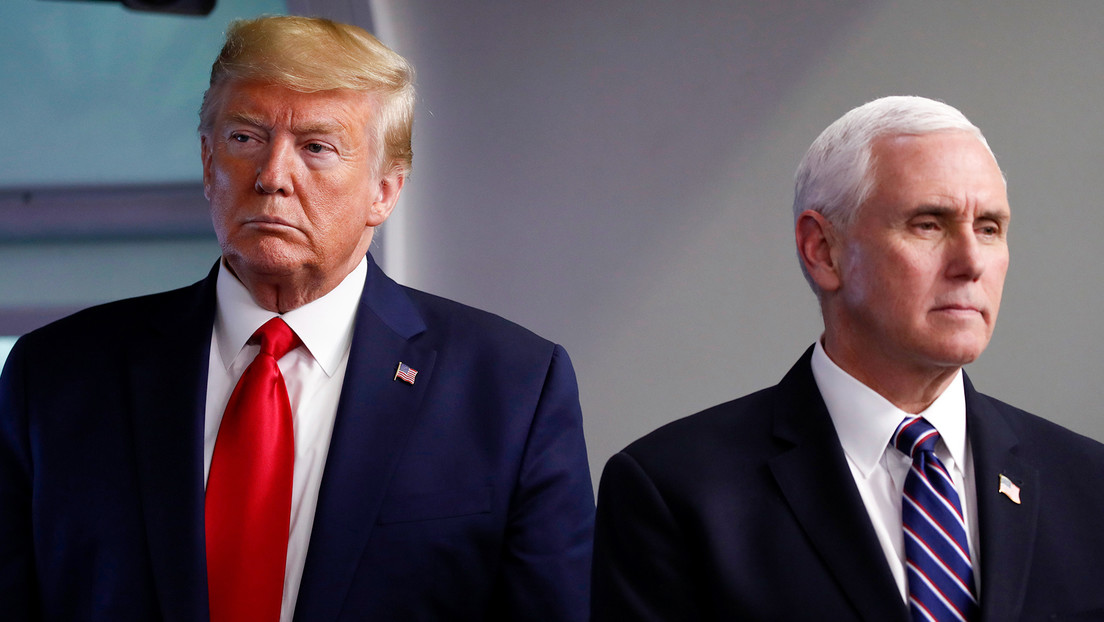 Trump tacha a Mike Pence de "delirante" y "no muy buena persona"