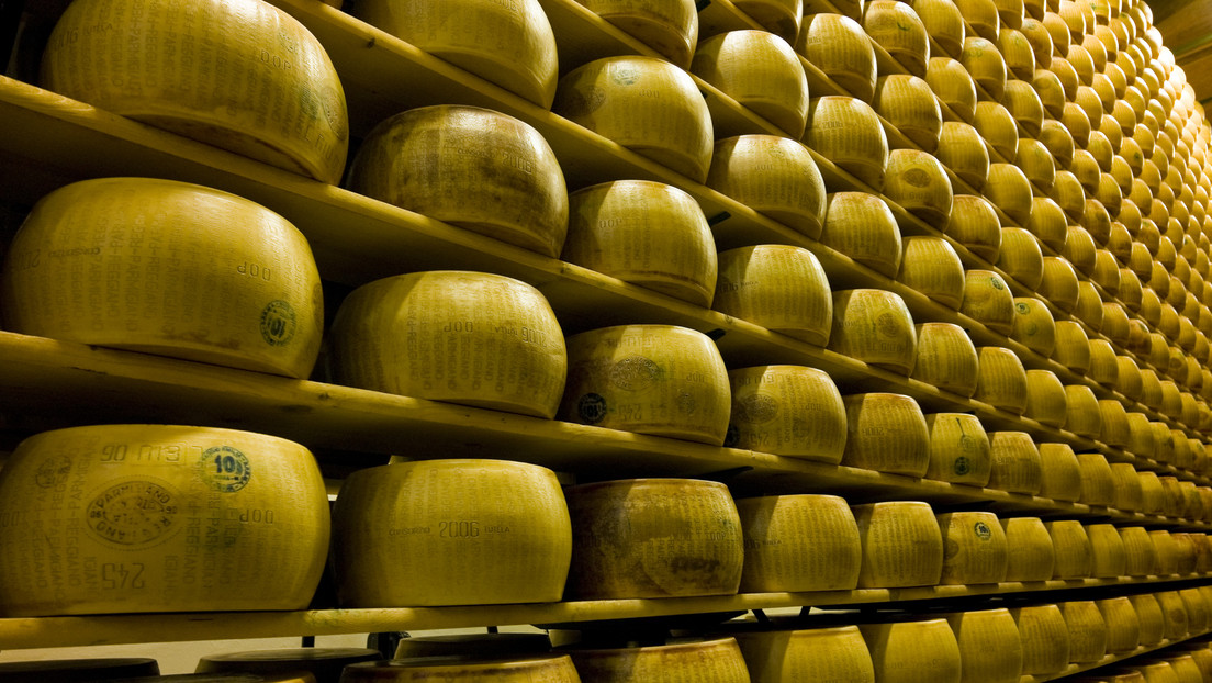 64d122a259bf5b75b32c83c8