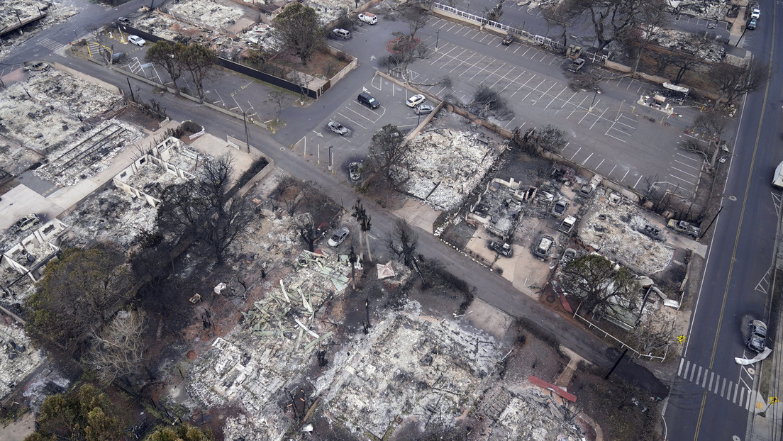 En ruinas: así queda una histórica localidad hawaiana tras los apocalípticos incendios (VIDEO)