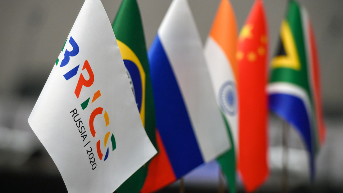 Miembros del BRICS discutirán el uso acelerado de monedas locales en el comercio exterior