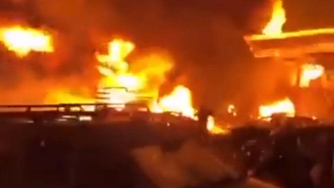 Explosión en una gasolinera en el sur de Rusia deja 35 muertos y decenas de heridos (VIDEOS)