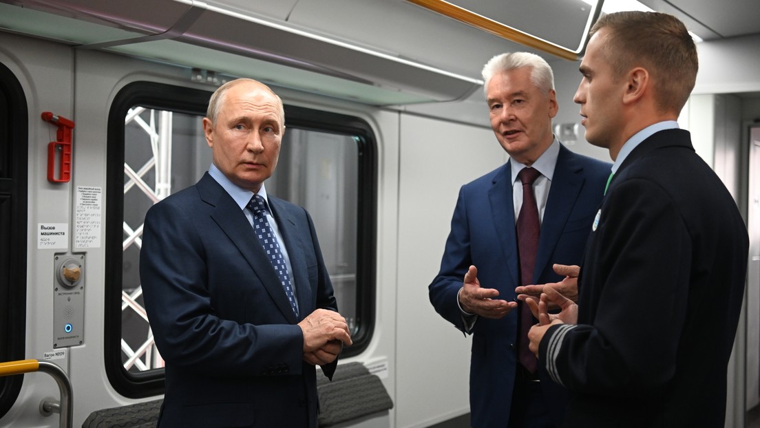 Moscú extiende su infraestructura ferroviaria: Putin inaugura nueva línea de trenes urbanos