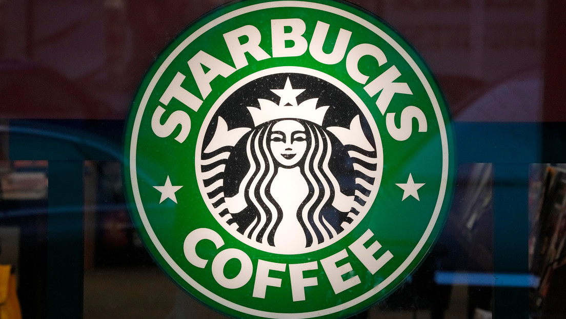 Starbucks pagará otros 2,7 millones de dólares adicionales a una empleada despedida por ser blanca