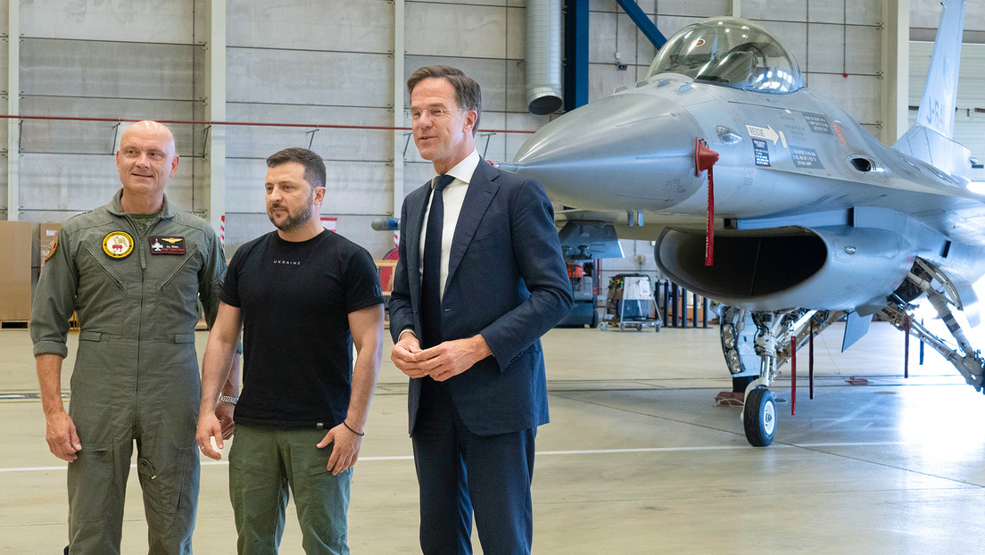 Países Bajos y Dinamarca se comprometen a entregar cazas F-16 a Ucrania