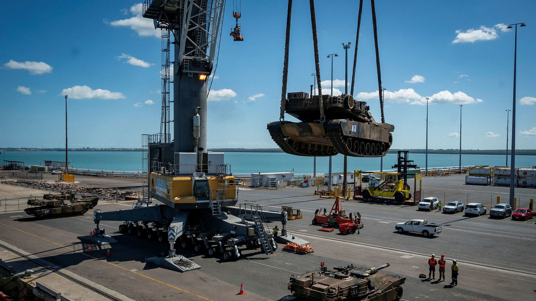 Australia envía sus tanques al extranjero por primera vez desde la guerra en Vietnam (VIDEO)