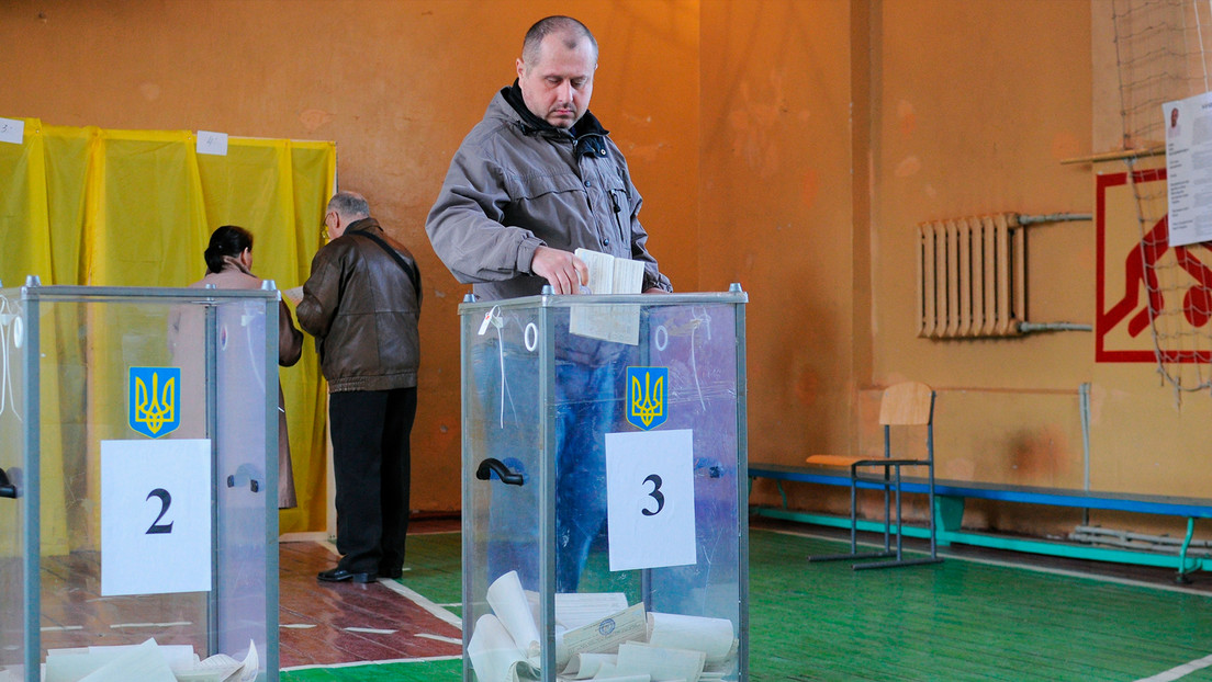 El asesor de Zelenski: "Definitivamente no habrá elecciones en Ucrania este año"