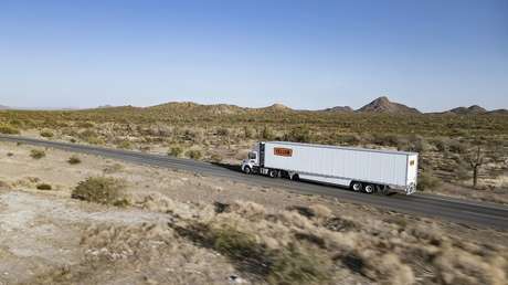 Deudas obligan al cierre de una centenaria empresa de transporte de EE.UU.