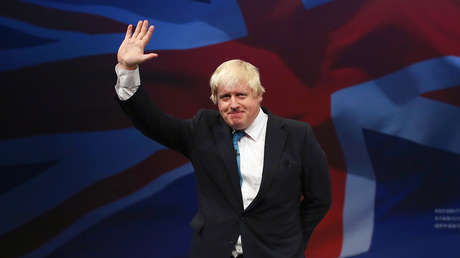 Reportan que Boris Johnson podría participar en un popular 'reality show' de supervivencia