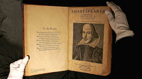 Escuelas de Florida censuran a Shakespeare por una ley que prohíbe contenido sexual