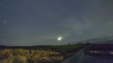 VIDEO: Una bola de fuego verde atraviesa el cielo nocturno de Florida