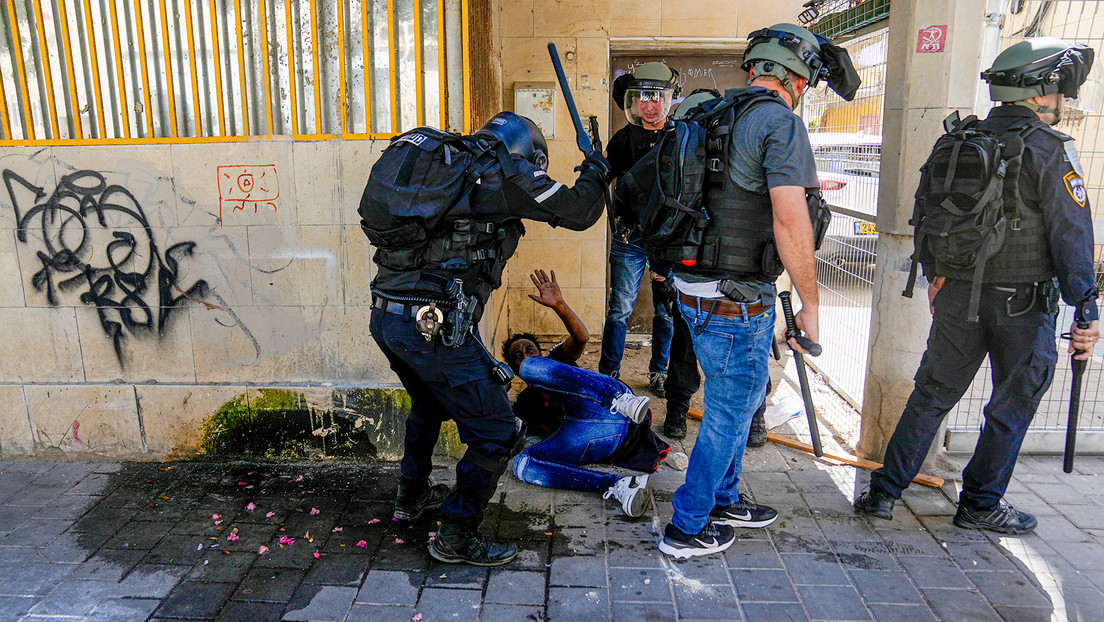 Al menos 160 heridos en enfrentamientos entre solicitantes de asilo eritreos y la Policía en Israel (VIDEOS, FOTOS)