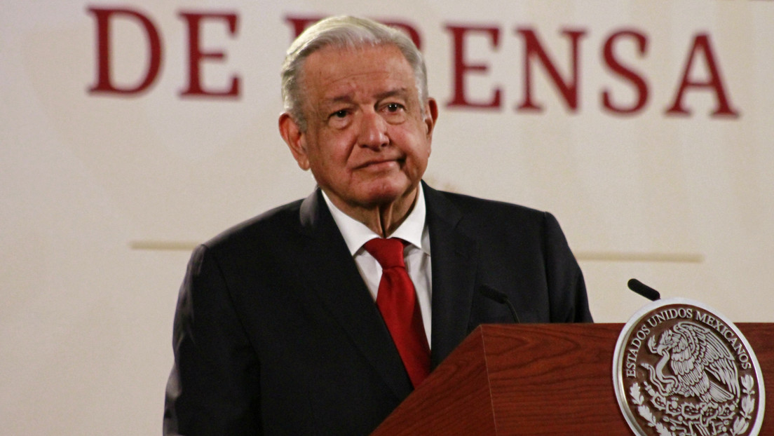 López Obrador entregará el "bastón de mando" a quien gane candidatura presidencial oficialista