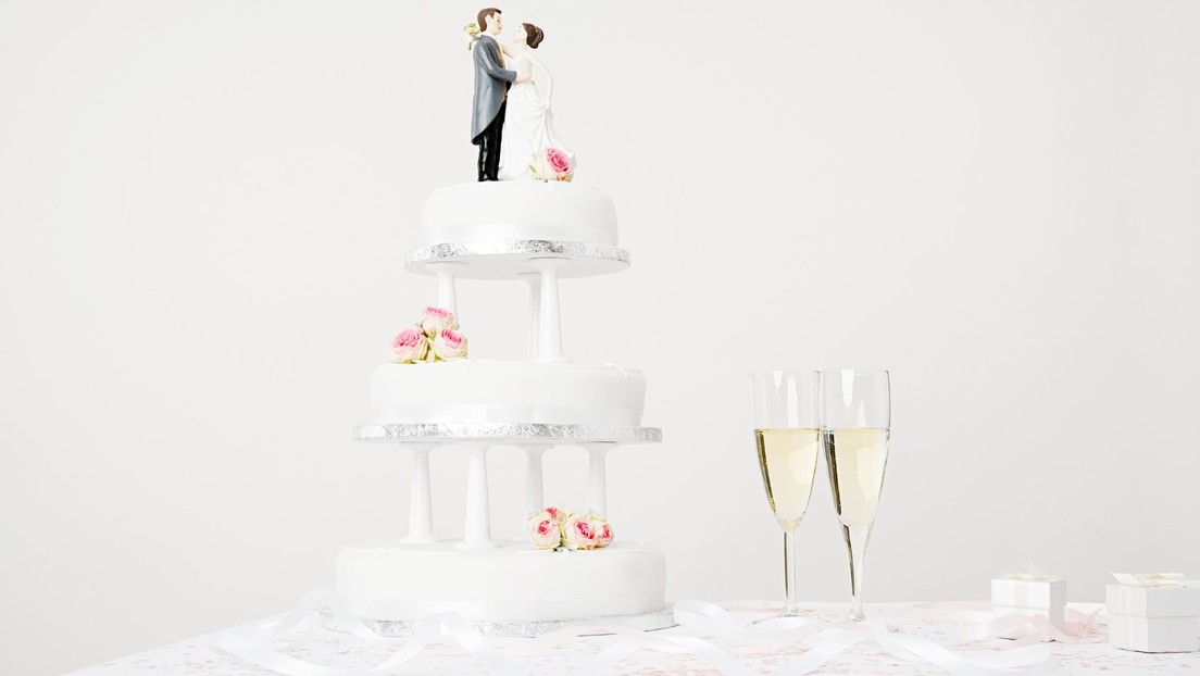 Una pareja se divorcia 24 horas después de la boda por una broma con la tarta
