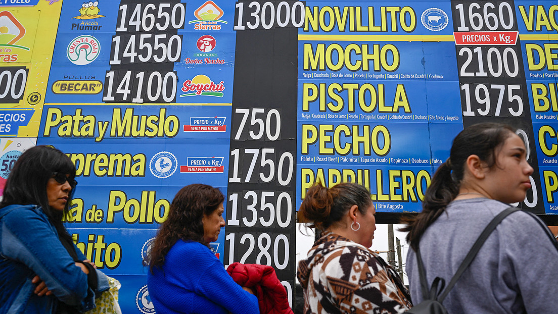 El Gobierno argentino contempla una inflación del 70 % y un dólar a 600 pesos para finales de 2024