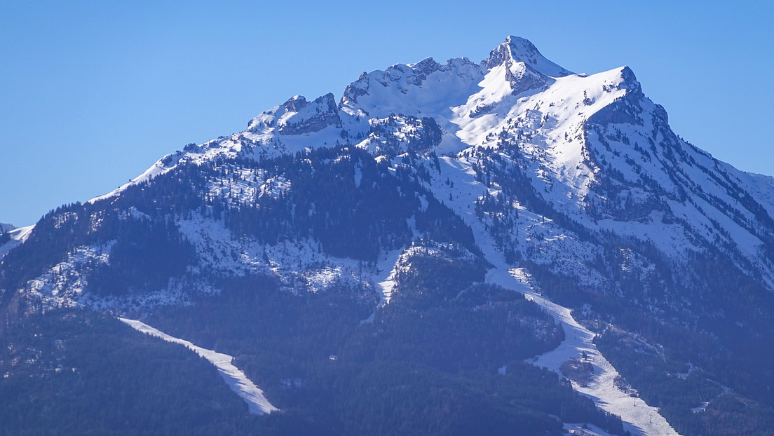 Con los esquíes a otra parte: cierra una estación en los Alpes franceses por falta de nieve